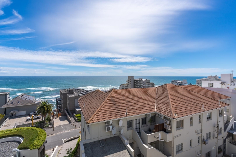 4 Bedroom Property for Sale in Bantry Bay Western Cape